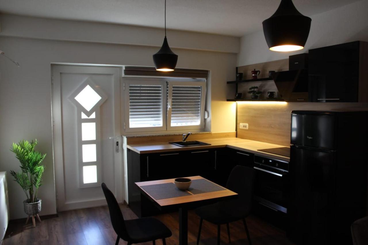 Apartment Gold & Black Zadar